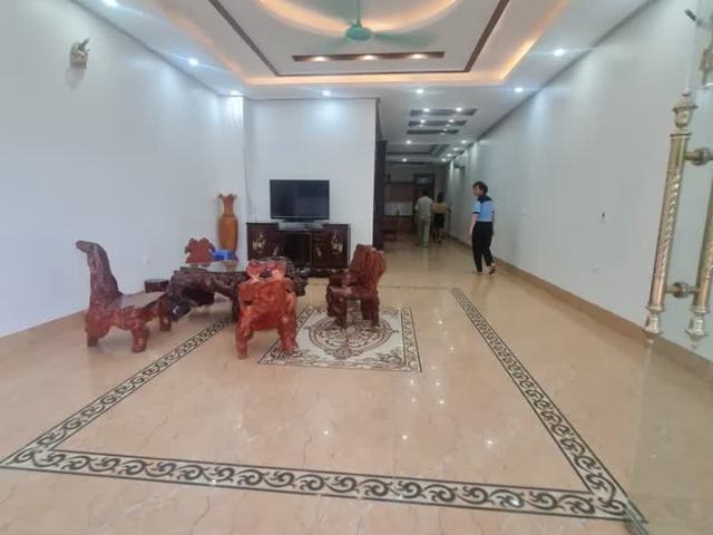 Nhà mặt phố cho thuê