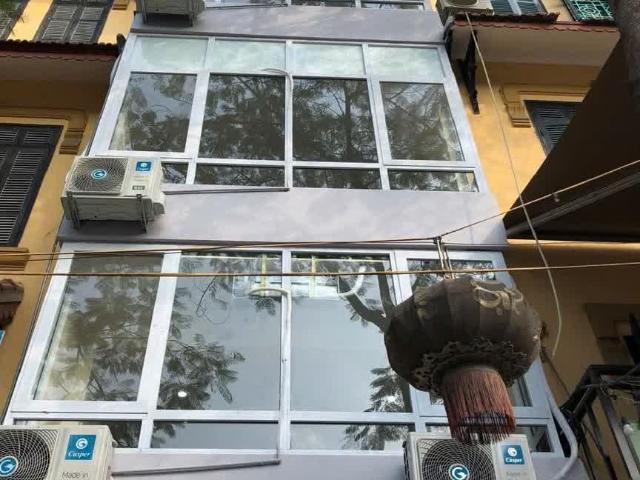 Nhà cho thuê tại Hoàn Kiếm, Hà Nội