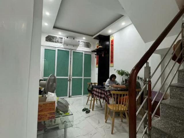 Nhà cho thuê tại Hoàn Kiếm, Hà Nội