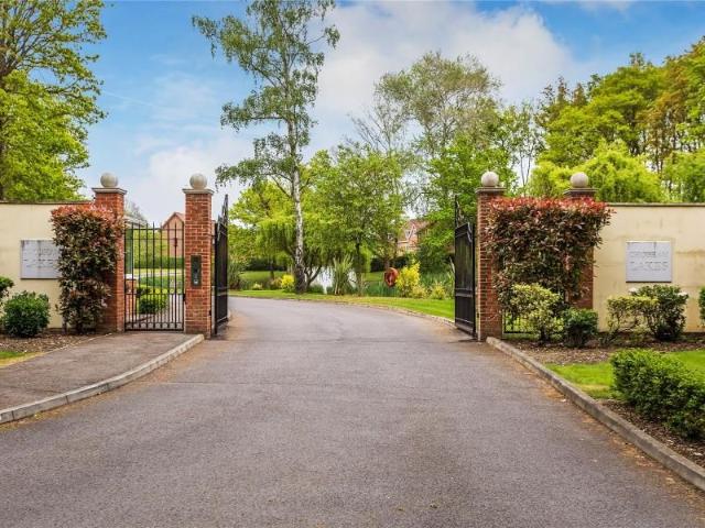 House for rent in Pennypot, Woking