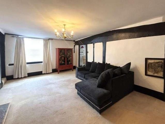 House for rent in North Bourne, Surrey Heath