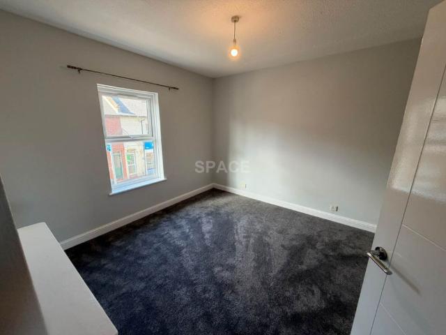 House for rent in Newtown, Reading