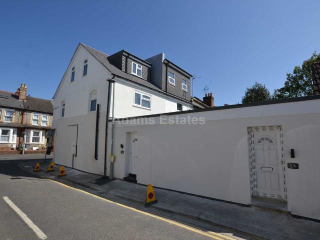 Apartment for rent in Newtown, Reading