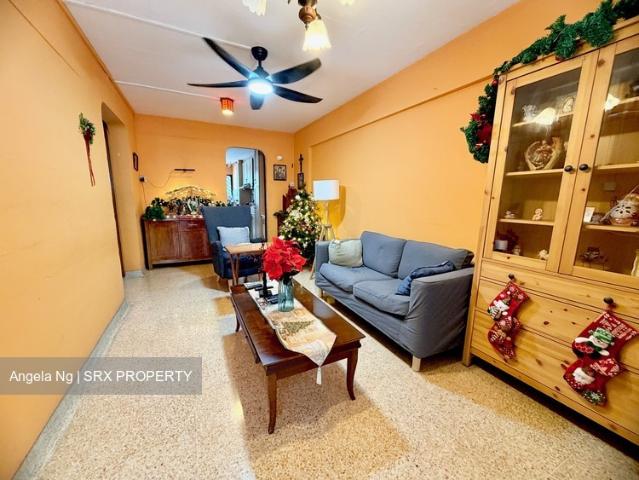 Detached House for sale in 23 North West