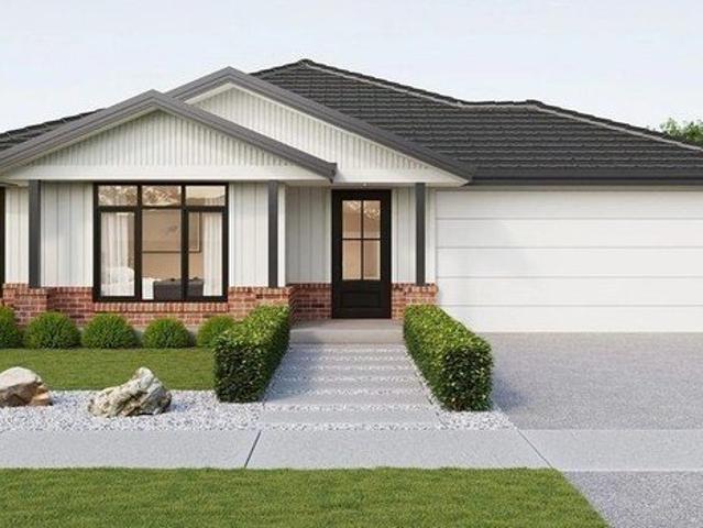 Cottage for sale in Colac, Victoria