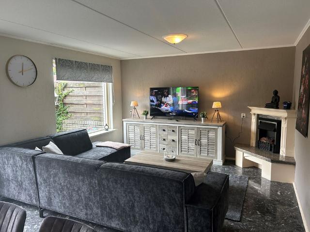 Woning te huur in Nieuwenhoorn, Hellevoetsluis