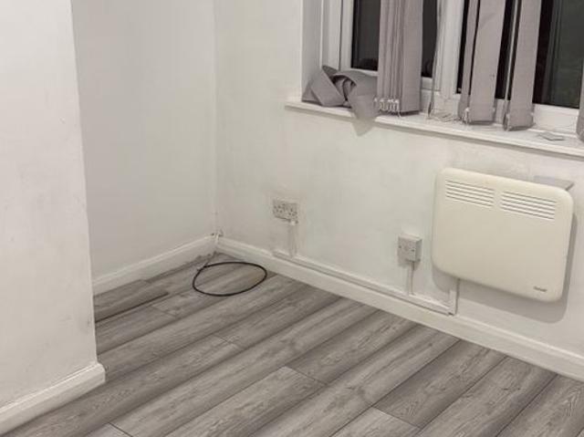 Apartment for rent in Halliwell, Bolton