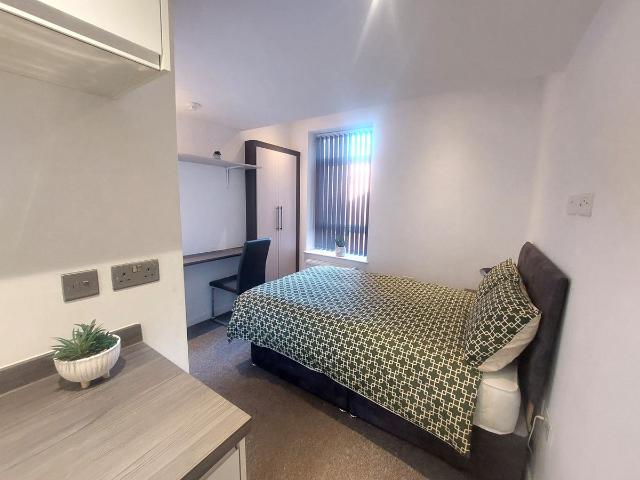 Apartment for rent in Newtown, Salford