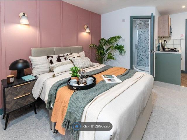 Room for rent in Newtown, Salford