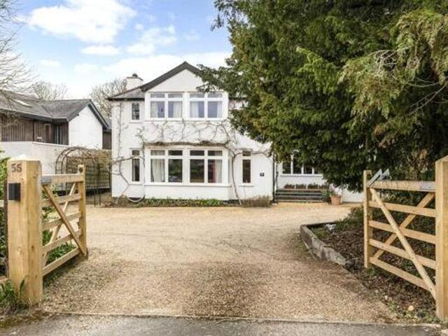 House for sale in Batchworth, Hertfordshire
