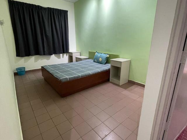 Room for rent in Country Heights Damansara, Kuala Lumpur