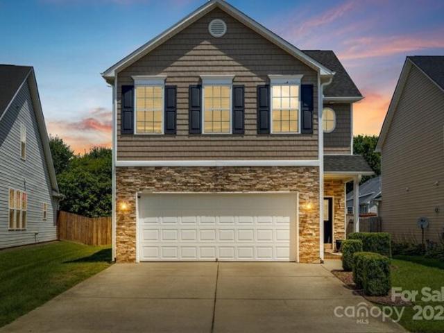 House for sale in Fletcher