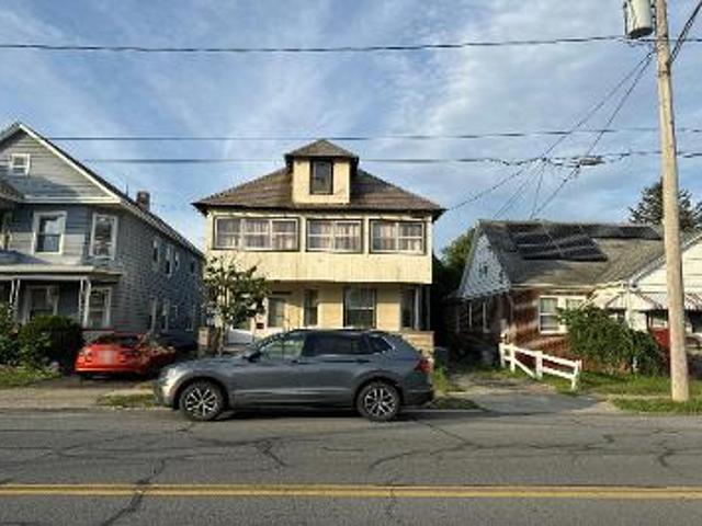 House for sale in Schenectady