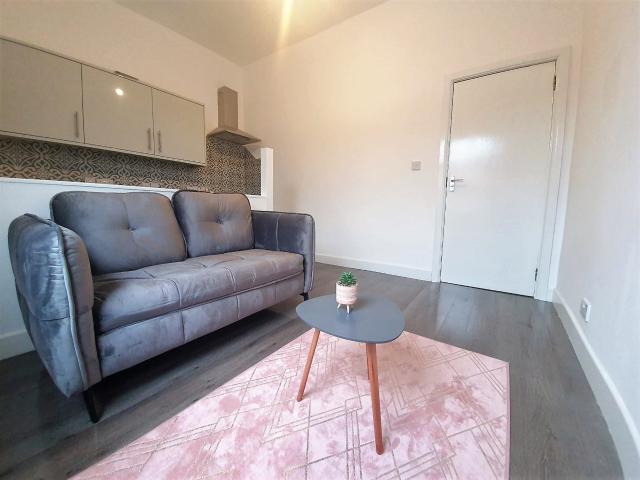 Apartment for rent in Avenham, Higher Bartle