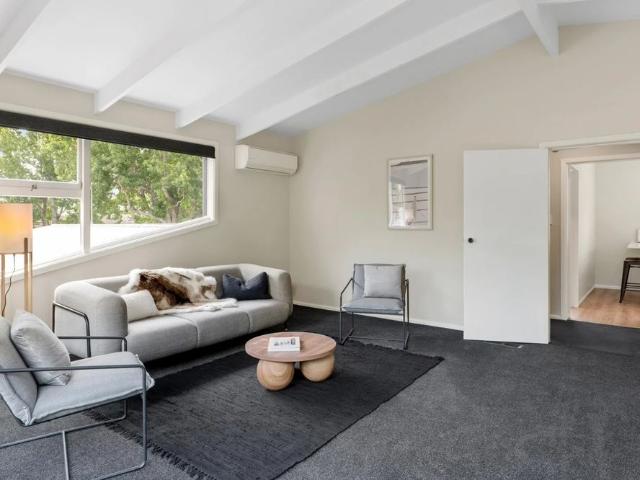 House for rent in Chaslands, Canterbury