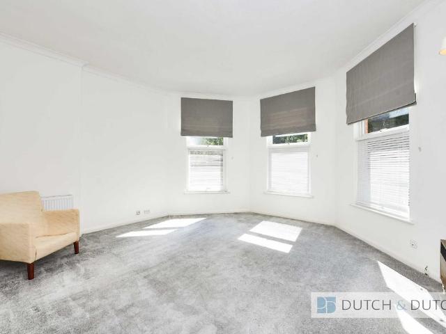 House for rent in Brondesbury, Greater London