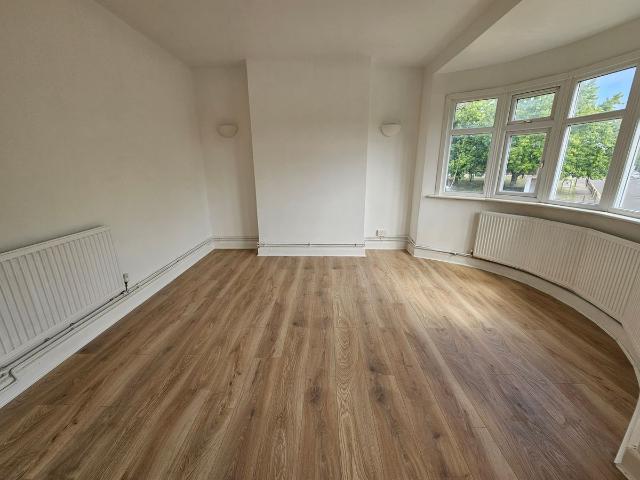 House for rent in Wealdstone, Greater London