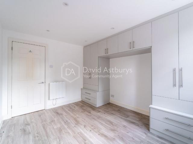 Apartment for rent in North Finchley, Greater London