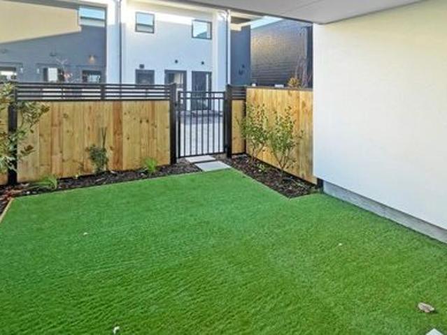 Apartment for rent in Christchurch Central, Linwood-Central-Heathcote Community