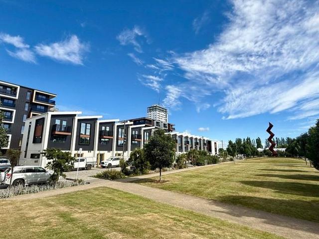 Apartment for rent in Heathcote, Canterbury