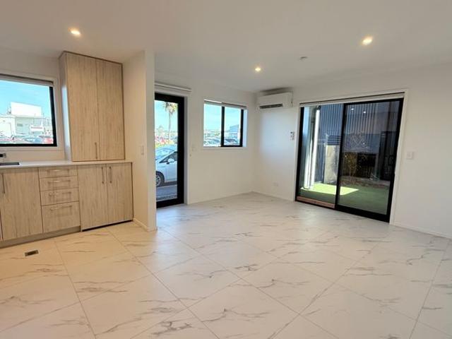 House for rent in Heathcote, Canterbury
