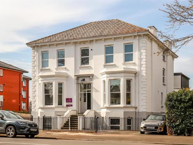 Apartment for rent in Golden Valley, Gloucestershire