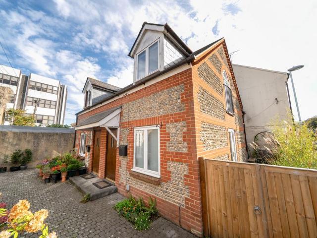House for rent in Worthing, West Sussex