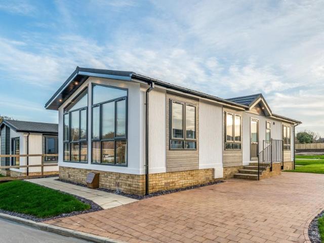Bungalow for sale in Wick, Bournemouth