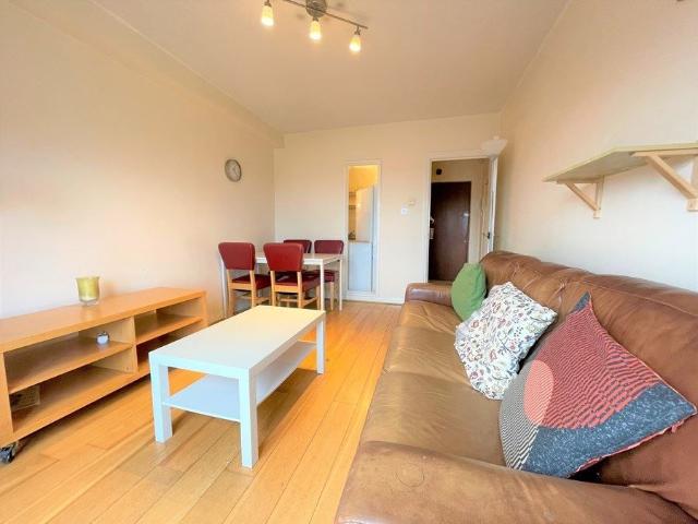 Apartment to rent in Bluebell, North Tipperary