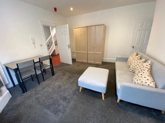 Studio for rent in Boscombe, Bournemouth