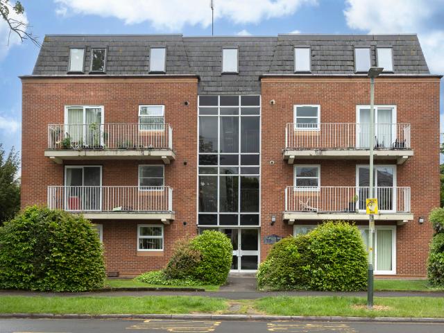 Apartment for rent in Golden Valley, Gloucestershire