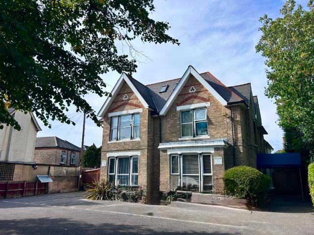 Apartment for rent in West Cliff, Bournemouth