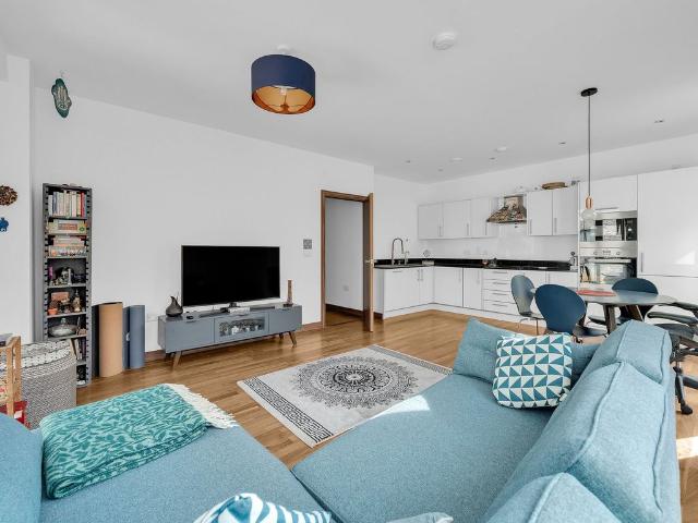 House for rent in East Greenwich, Greater London