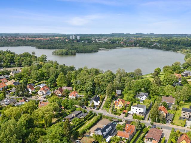Villa til salg i Kongens Lyngby  , Brøndby