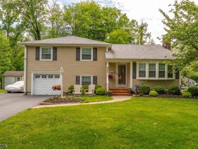 House for sale in Scotch Plains, New Jersey