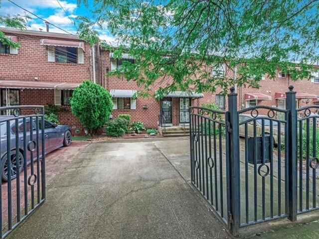 House for sale in Brooklyn