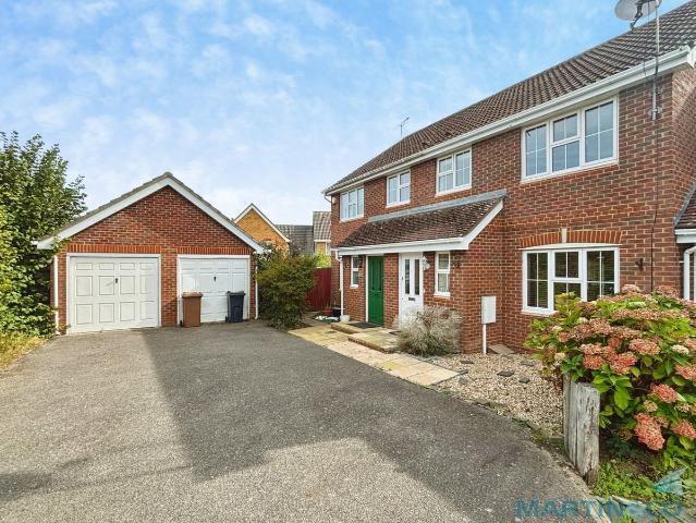 House for rent in Bybrook, Ashford