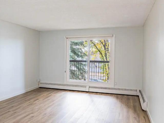 Apartment for rent in Wedgewood, Alberta