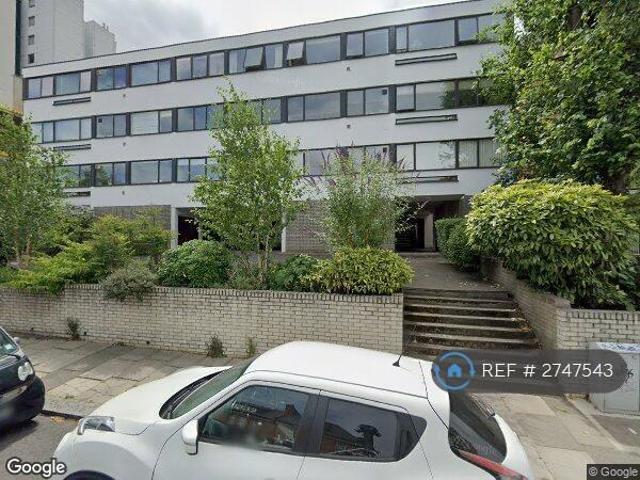 Apartment for rent in Shepherd's Hill, Greater London