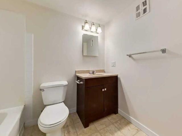 Apartment for rent in Wedgewood, Alberta