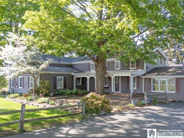House for sale in Fredonia