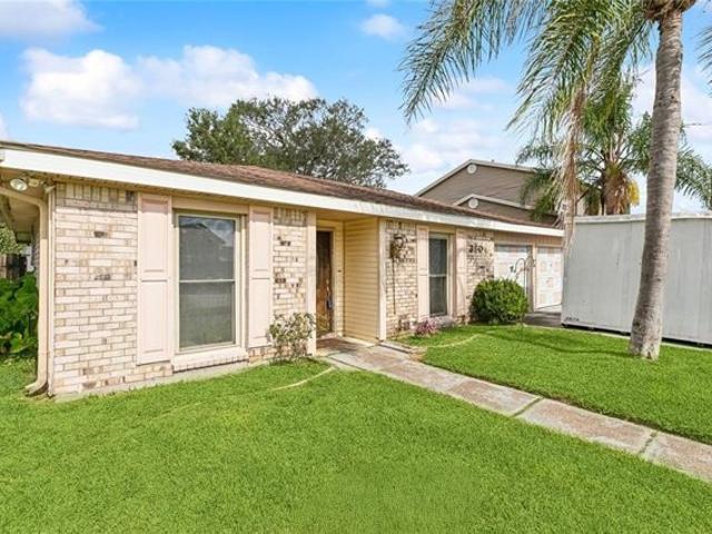 House for sale in Harvey