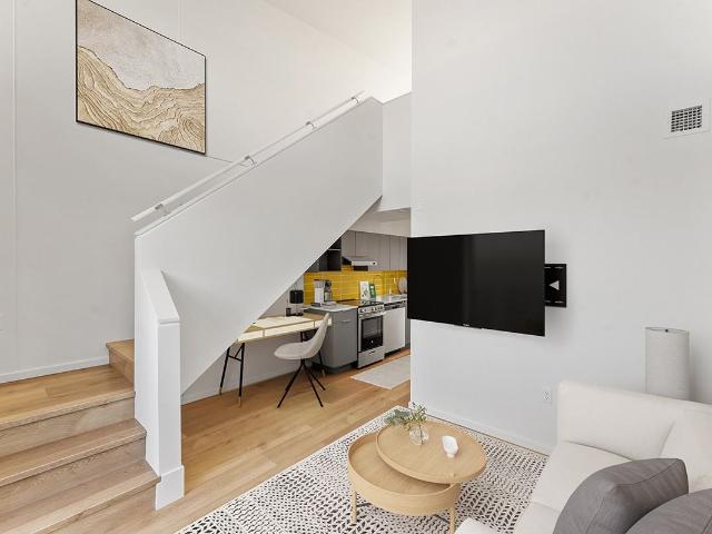 Apartment for rent in Vancouver, British Columbia