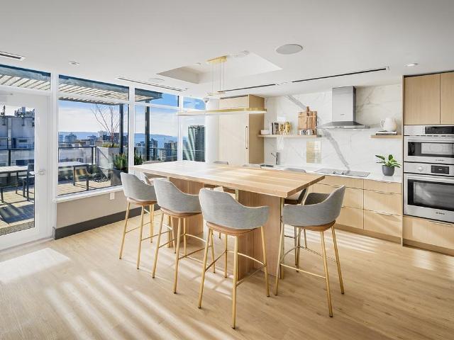 Apartment for rent in Vancouver, British Columbia