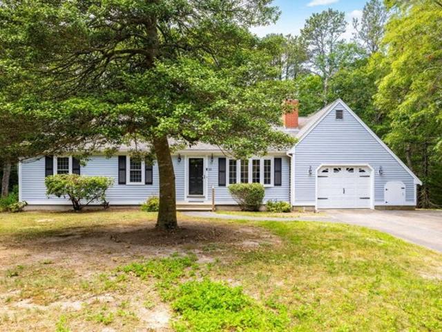 House for sale in Marstons Mills