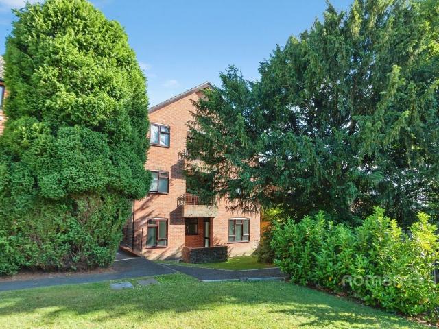 House for rent in Farnborough, Hampshire