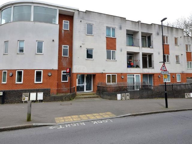 Apartment for rent in London Borough of Lewisham, Greater London