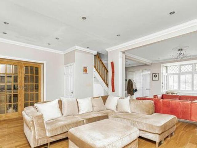 House for sale in Twickenham, Greater London