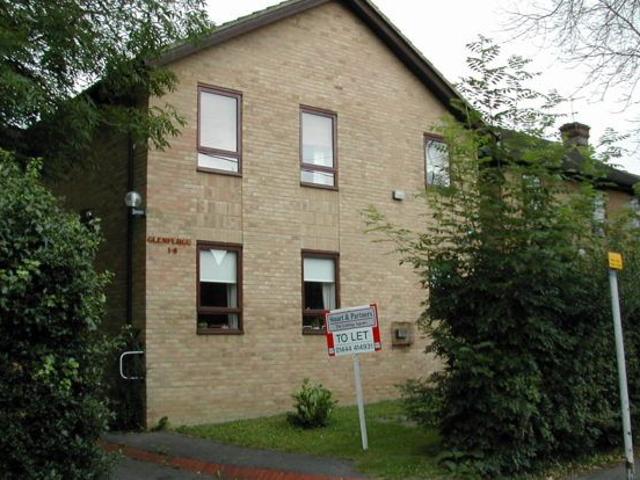 Apartment for rent in Perryfields, West Sussex