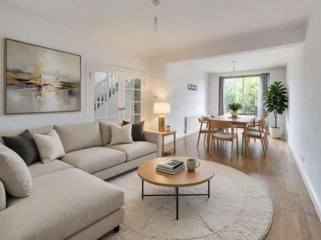 House for rent in The Hale, Greater London